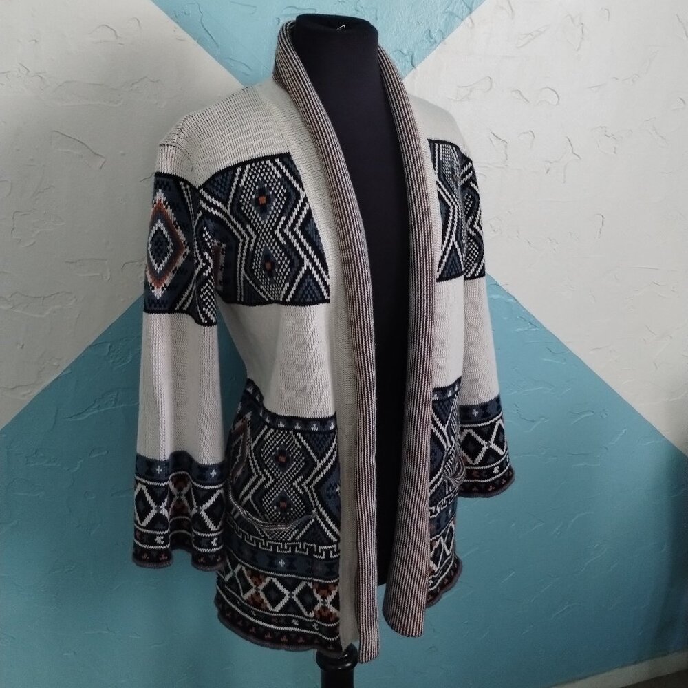 Forever 21 Rustic Aztec Cardigan - Picture 2 of 6